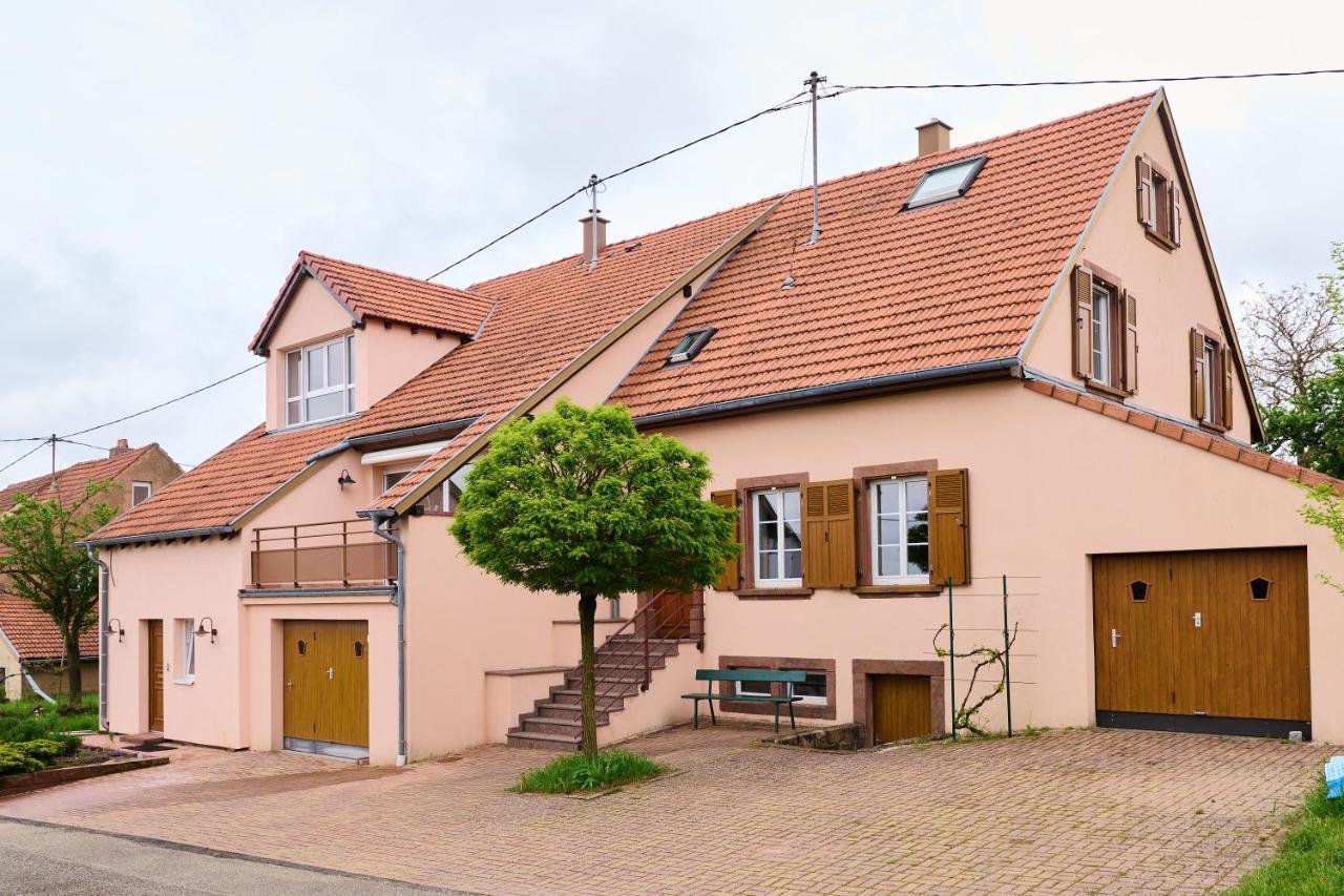 Апартаменты Le Noyer - Appt Avec Terrasse Et Jardin Partage Puberg Экстерьер фото